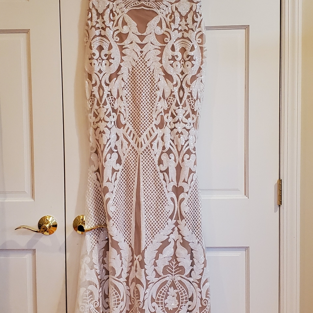 Gorgeous Maxi Dress Beaded Looks like Lace XL by XOXO